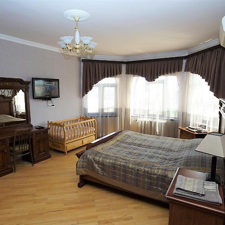 Nice House In The Heart Of The City Γιερεβάν Εξωτερικό φωτογραφία