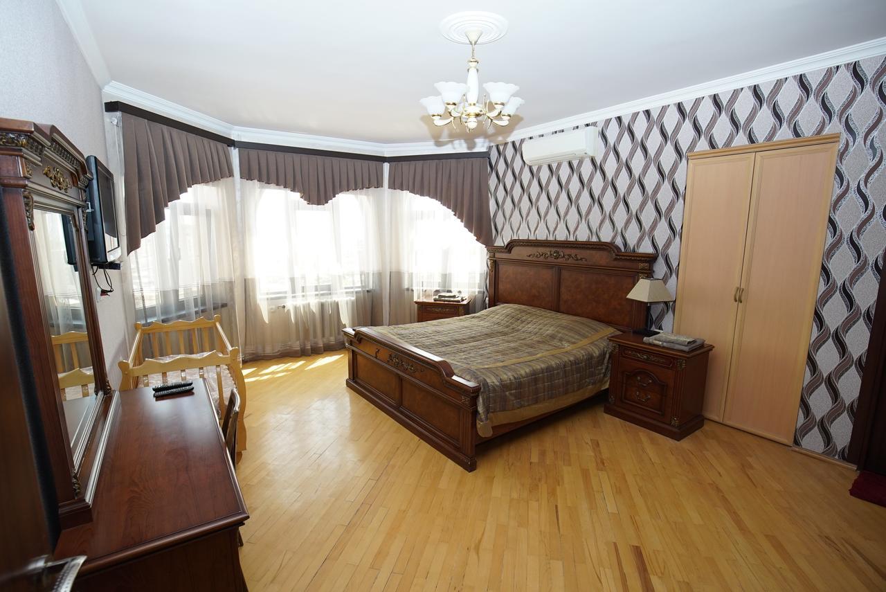 Nice House In The Heart Of The City Γιερεβάν Εξωτερικό φωτογραφία