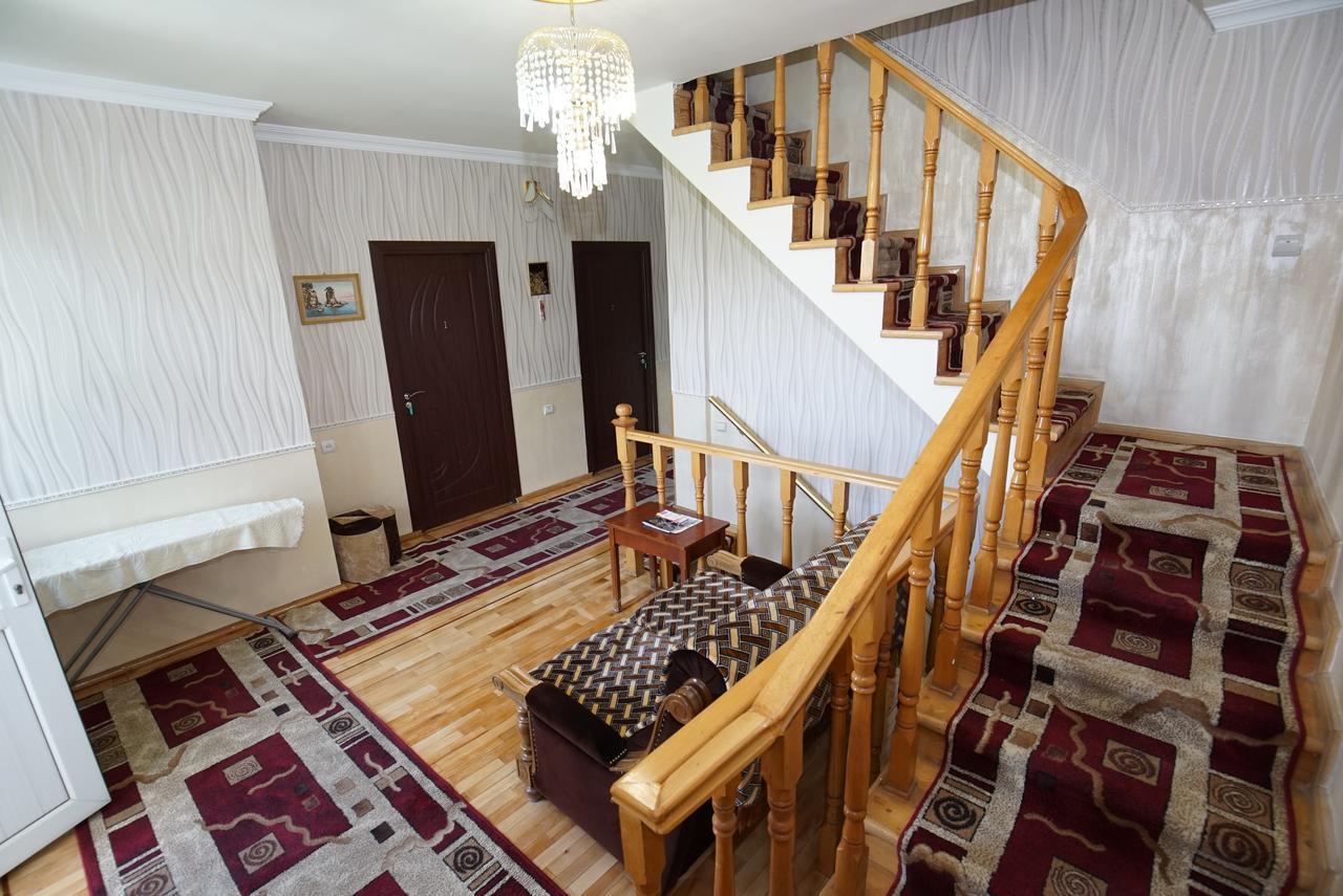 Nice House In The Heart Of The City Γιερεβάν Εξωτερικό φωτογραφία