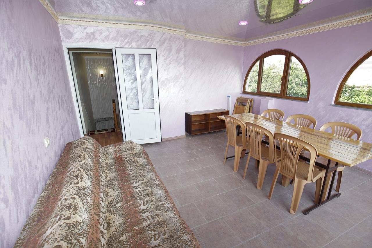 Nice House In The Heart Of The City Γιερεβάν Εξωτερικό φωτογραφία