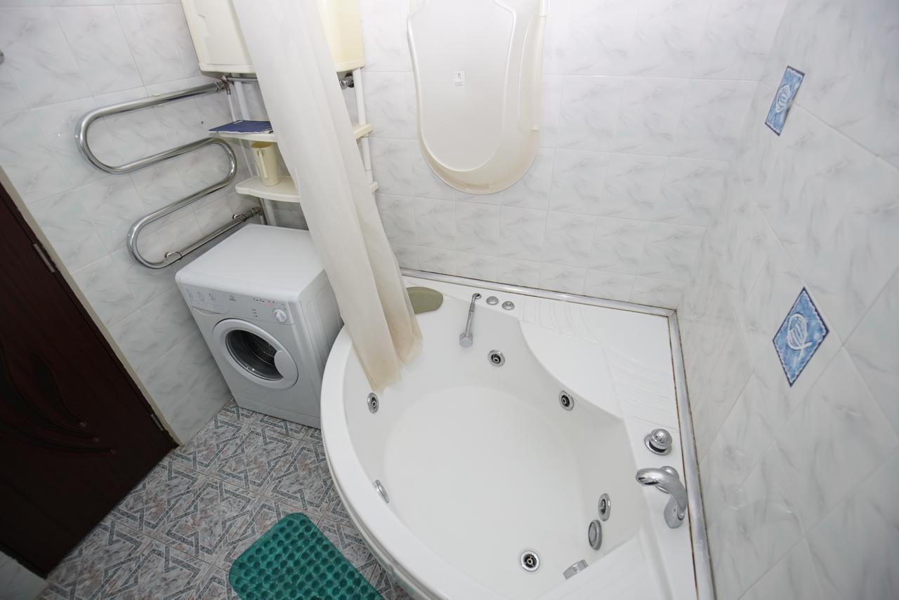 Nice House In The Heart Of The City Γιερεβάν Εξωτερικό φωτογραφία